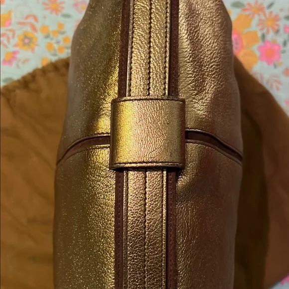 FLASH SALE🔥🔥RARE💕TOM FORD X YSL💗MOMBASA METALLIC GOLD BAG💗💗💗 - Picture 5 of 14